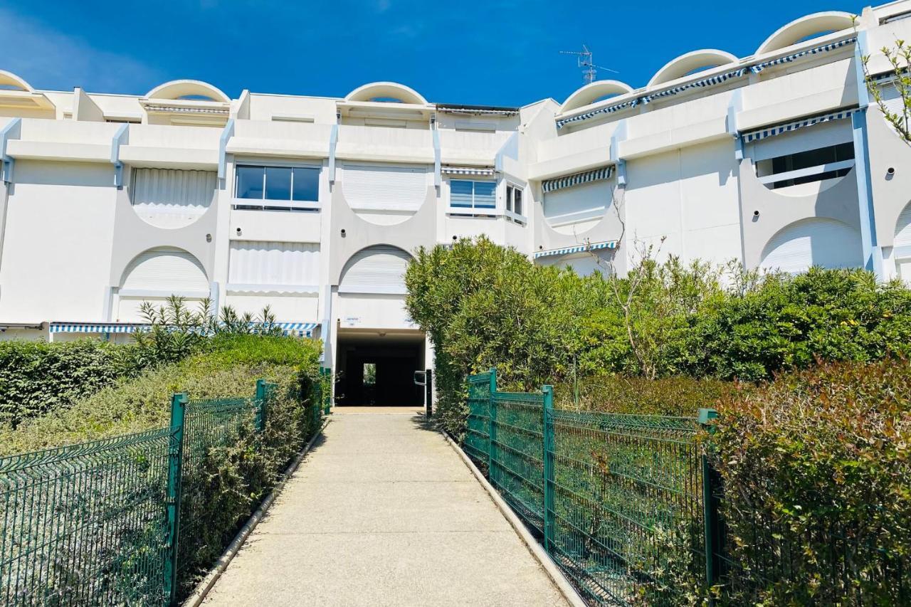 Les Floralies Apartamento Le Grau-du-Roi Exterior foto